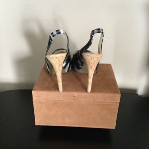 GUESS Peep Toe Heels